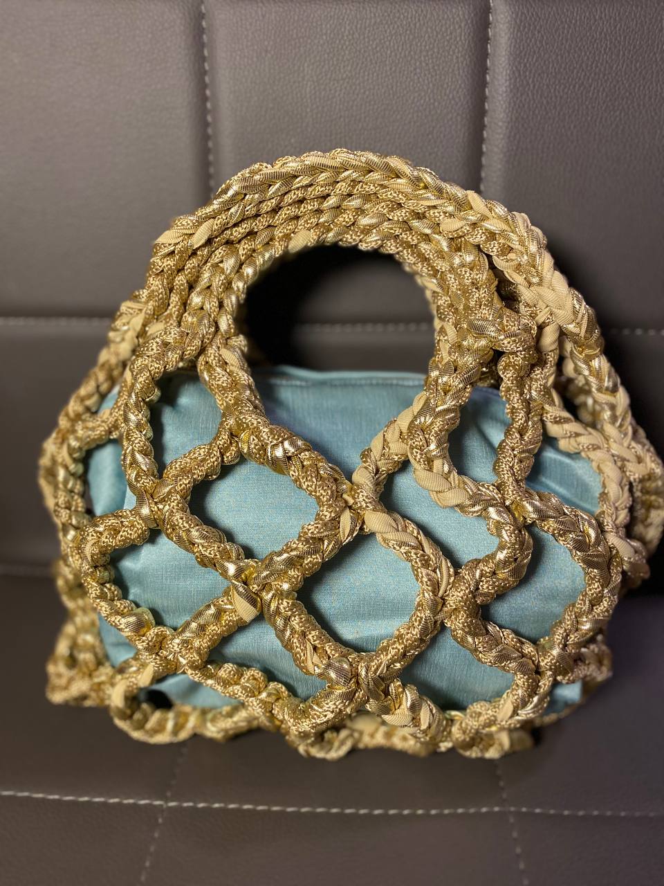 Sportina in doppio filato dorato